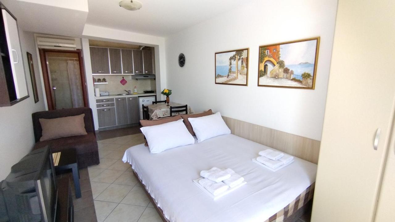 Rakocevic Apartments Petrovac Room photo